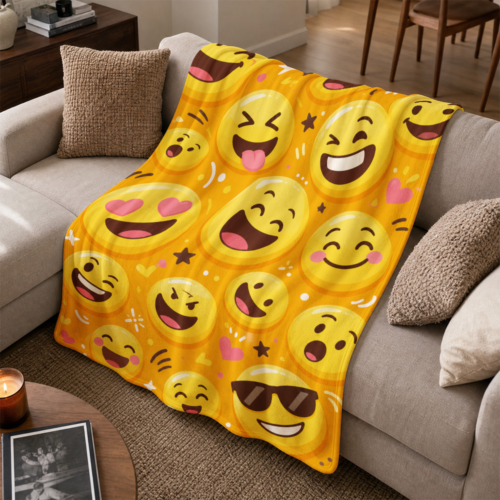 Vibrant Yellow Smiley Face Emo - огляд і ціна Home Decor Emoji
