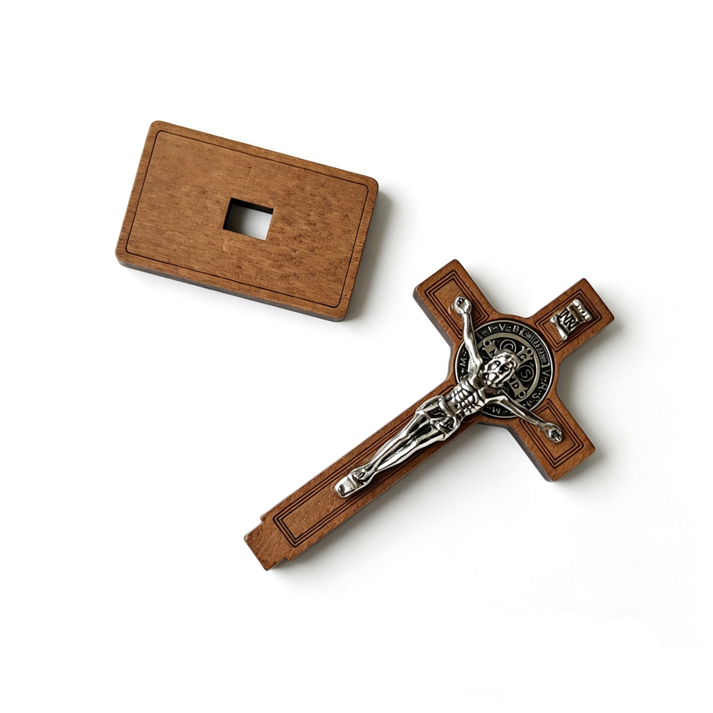 St Benedict Standing Crucifix  - огляд і ціна Home Decor Retailers