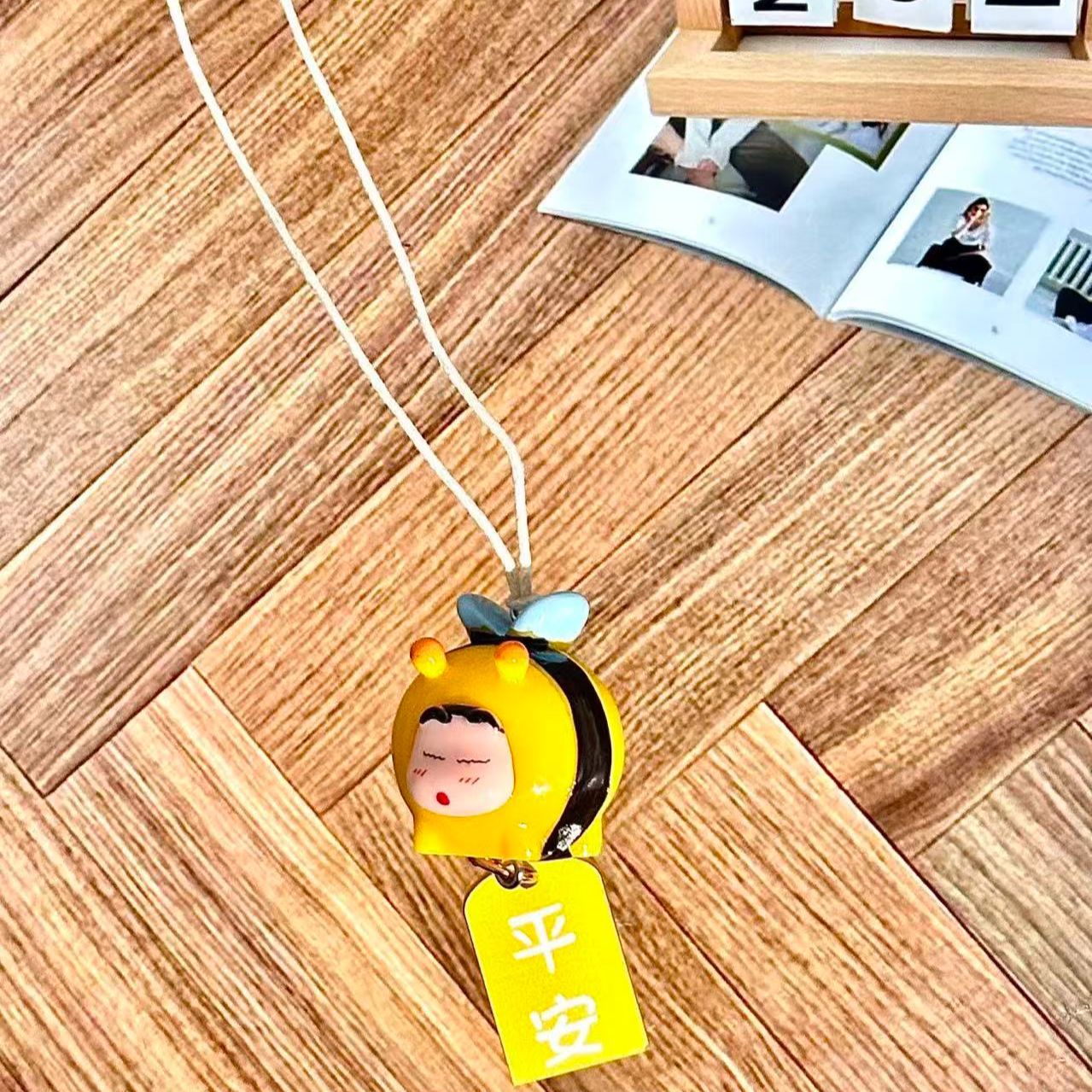 Crayon Shin-chan Bee Cosplay F - огляд і ціна Home Decor Interior